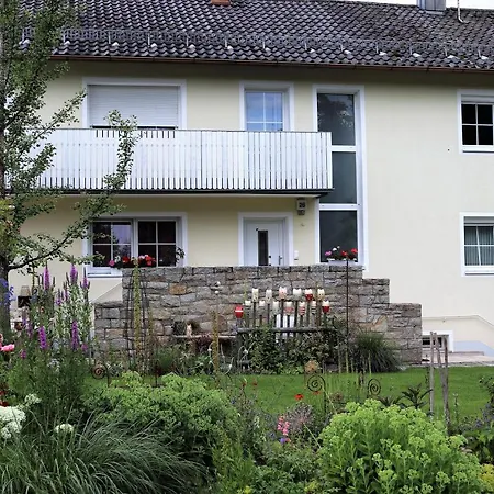 Apartment Schoene Vor Den Toren Pullman Citys Aicha vorm Wald